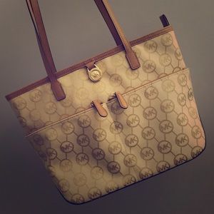 Michael Kors Tote